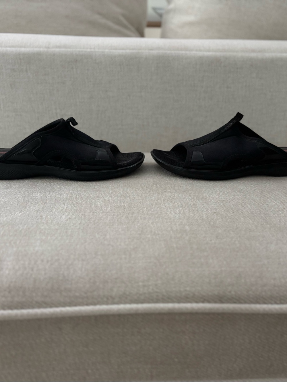 Women’s Prada Slide - Picture 4 of 8